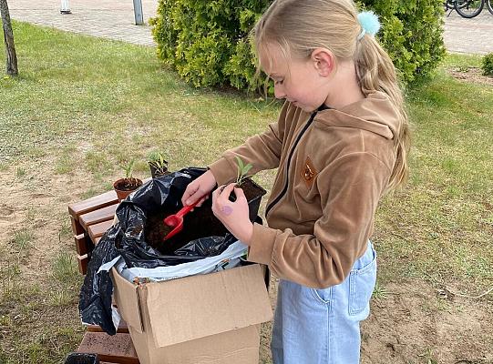 W ogródku sensorycznym