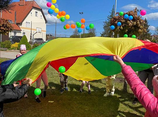 W ogródku sensorycznym