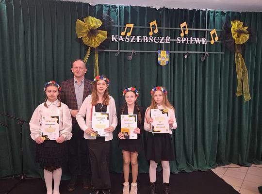 „Kaszëbsczé Spiéwë”