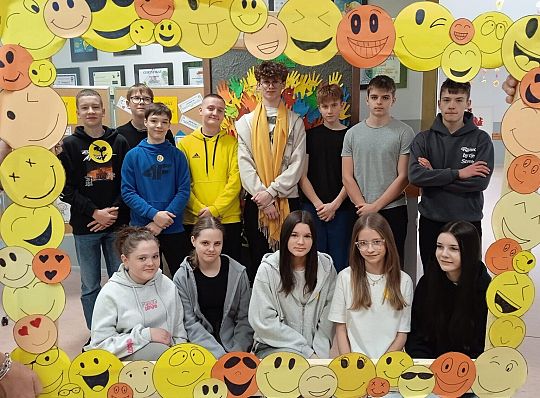 Światowy dzień życzliwości i pozdrowień