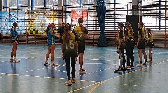 Nasze szczypiornistki w rozgrywkach na szczeblu powiatowym